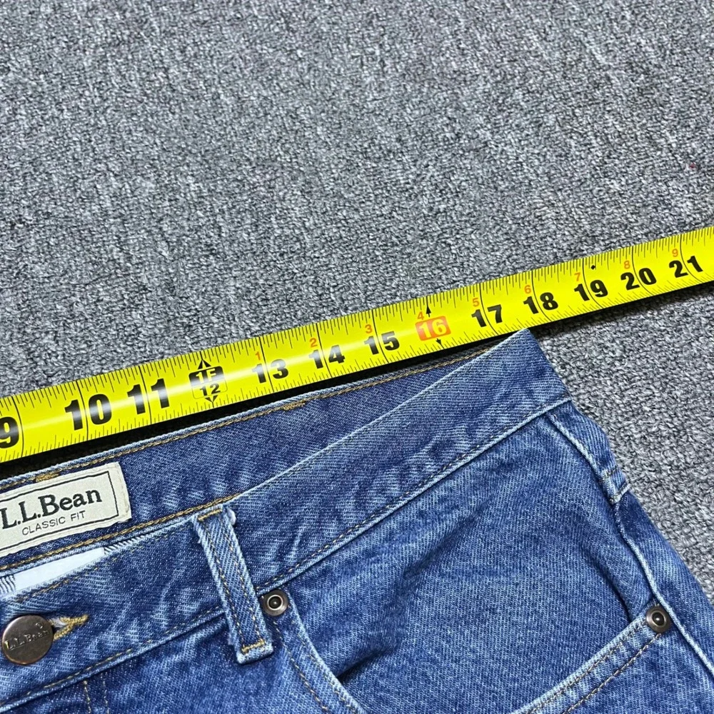 L.L. Bean Classic Fit Jeans 36x36 Blue Denim Straight Leg Mens Pants